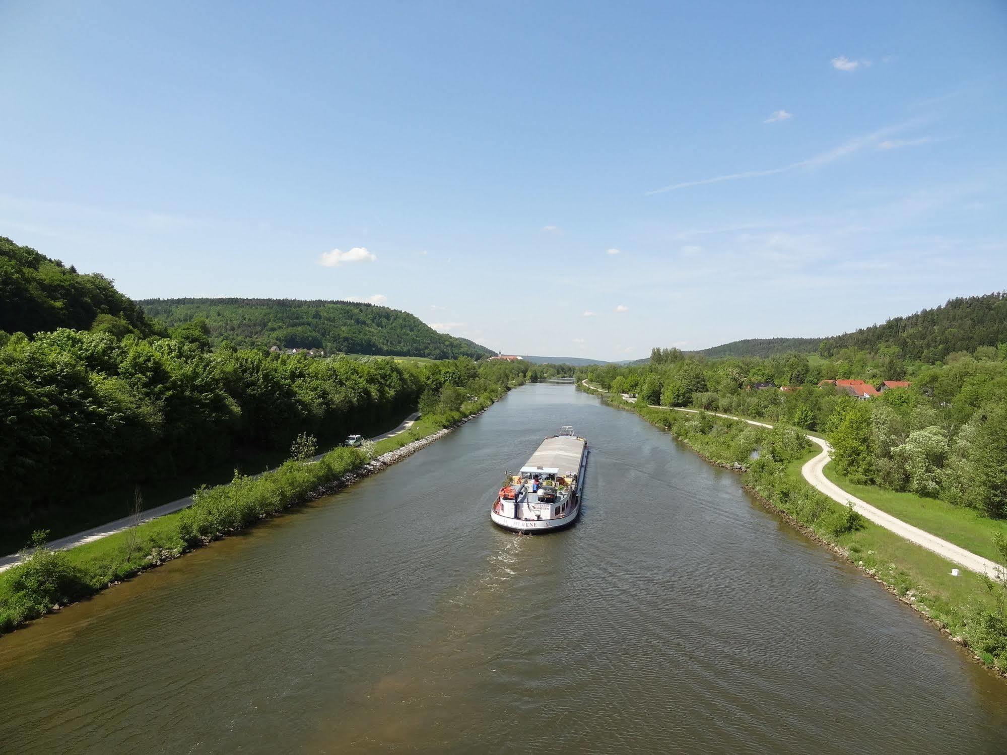 Donauer Im Altmuehltal - Ferienwohnungen Biberbach  ภายนอก รูปภาพ